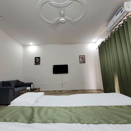 גורגאון Raj Residency Stay מראה חיצוני תמונה