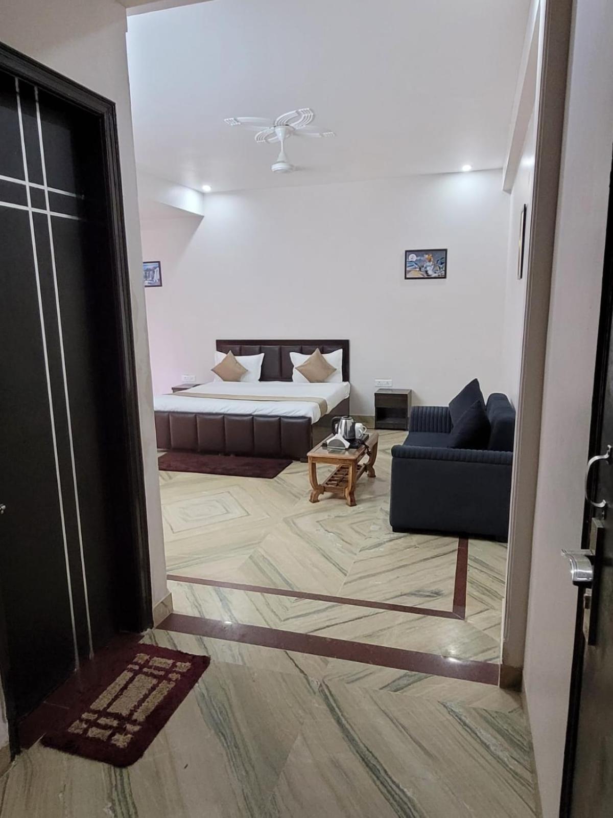 גורגאון Raj Residency Stay מראה חיצוני תמונה